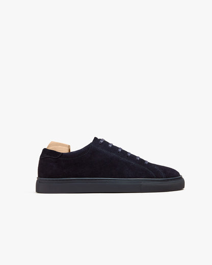 Oaxen Monochrome (2025) – Navy Suede