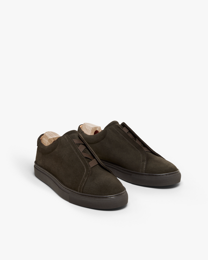 Alnö (2025) – Dark Brown Suede