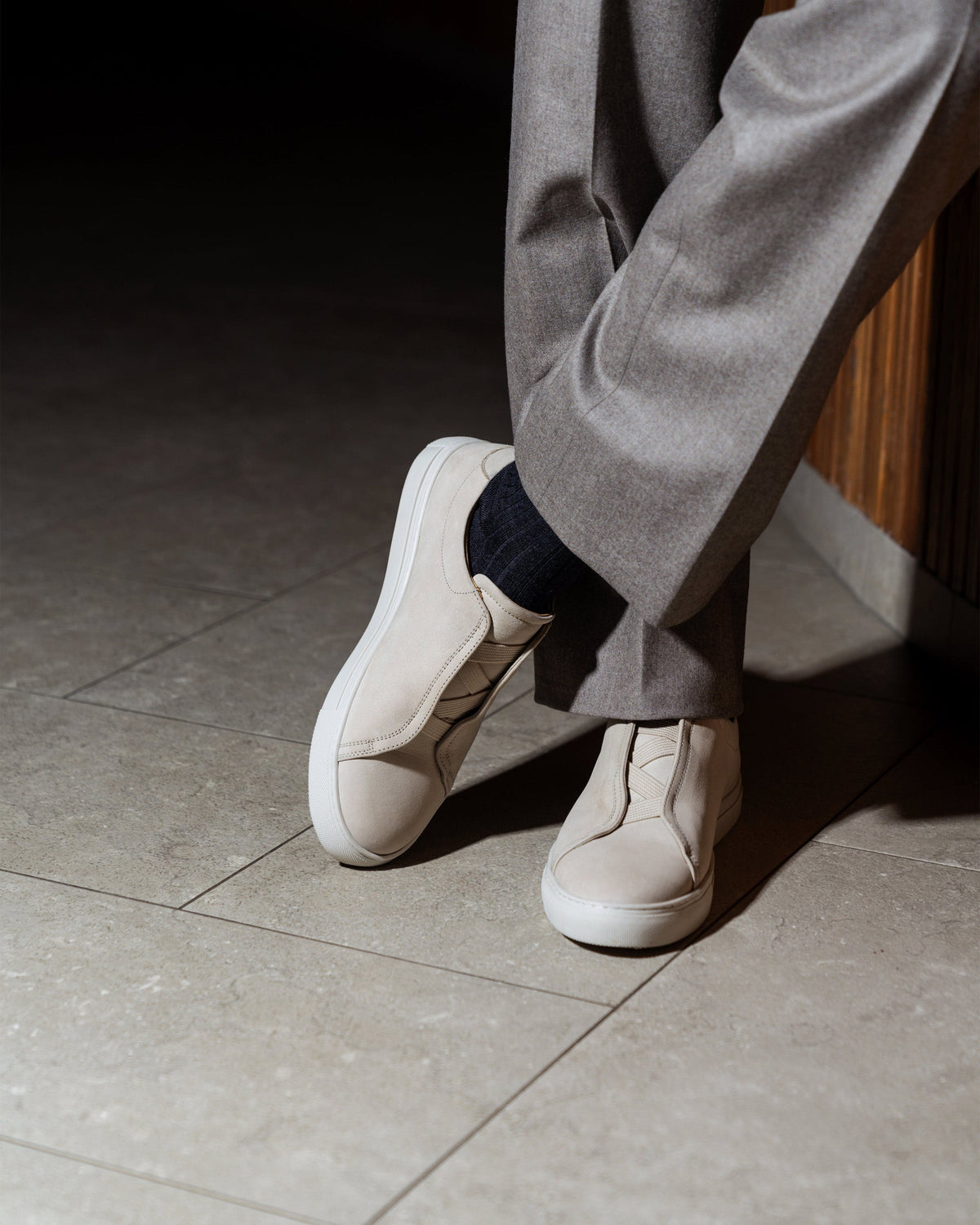 Alnö (2025) – Beige Nubuck