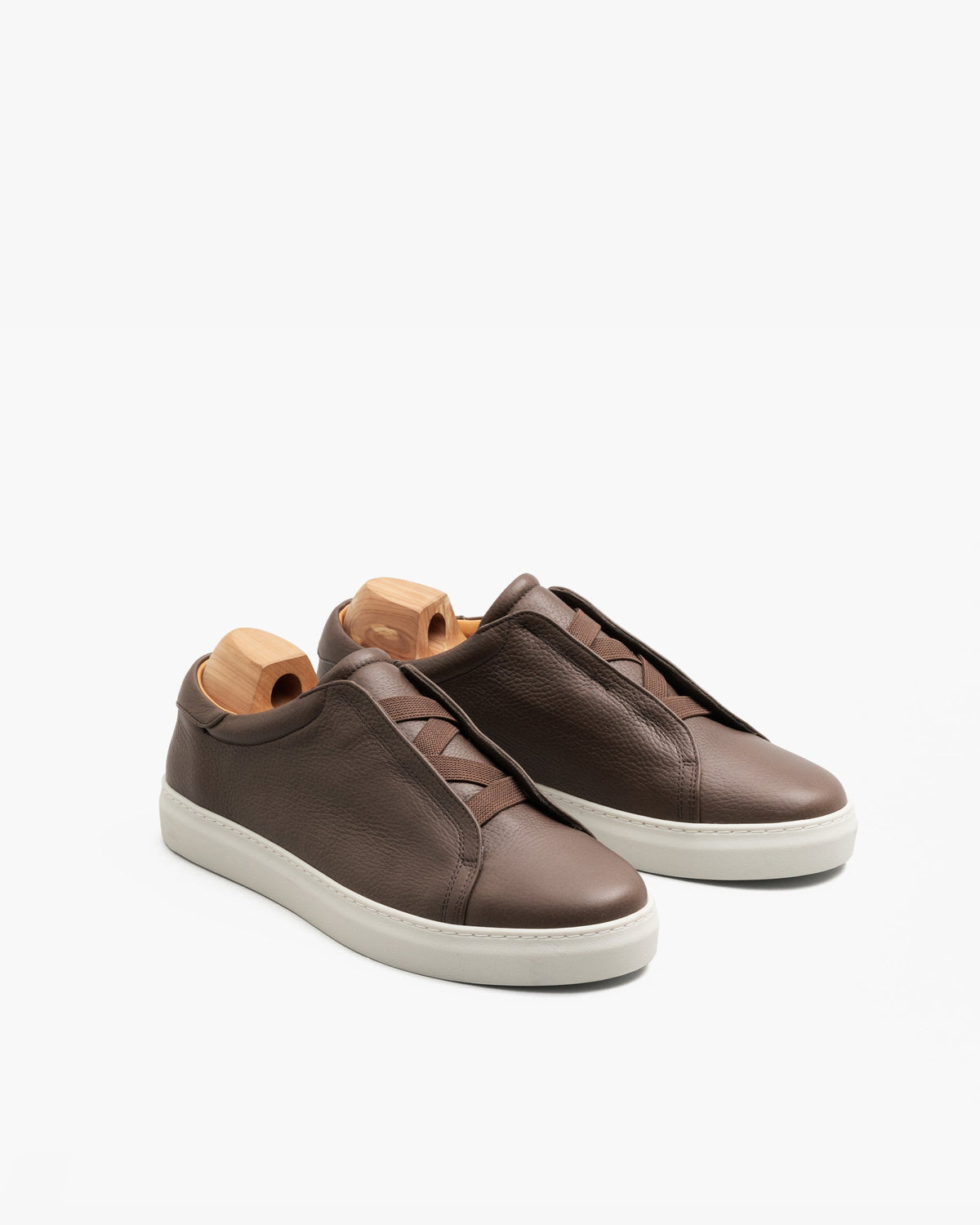 Alnö II – Brown Natural Grain