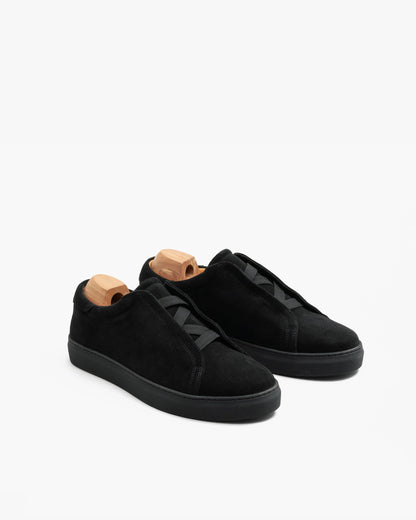 Alnö Monochrome II – Black Suede