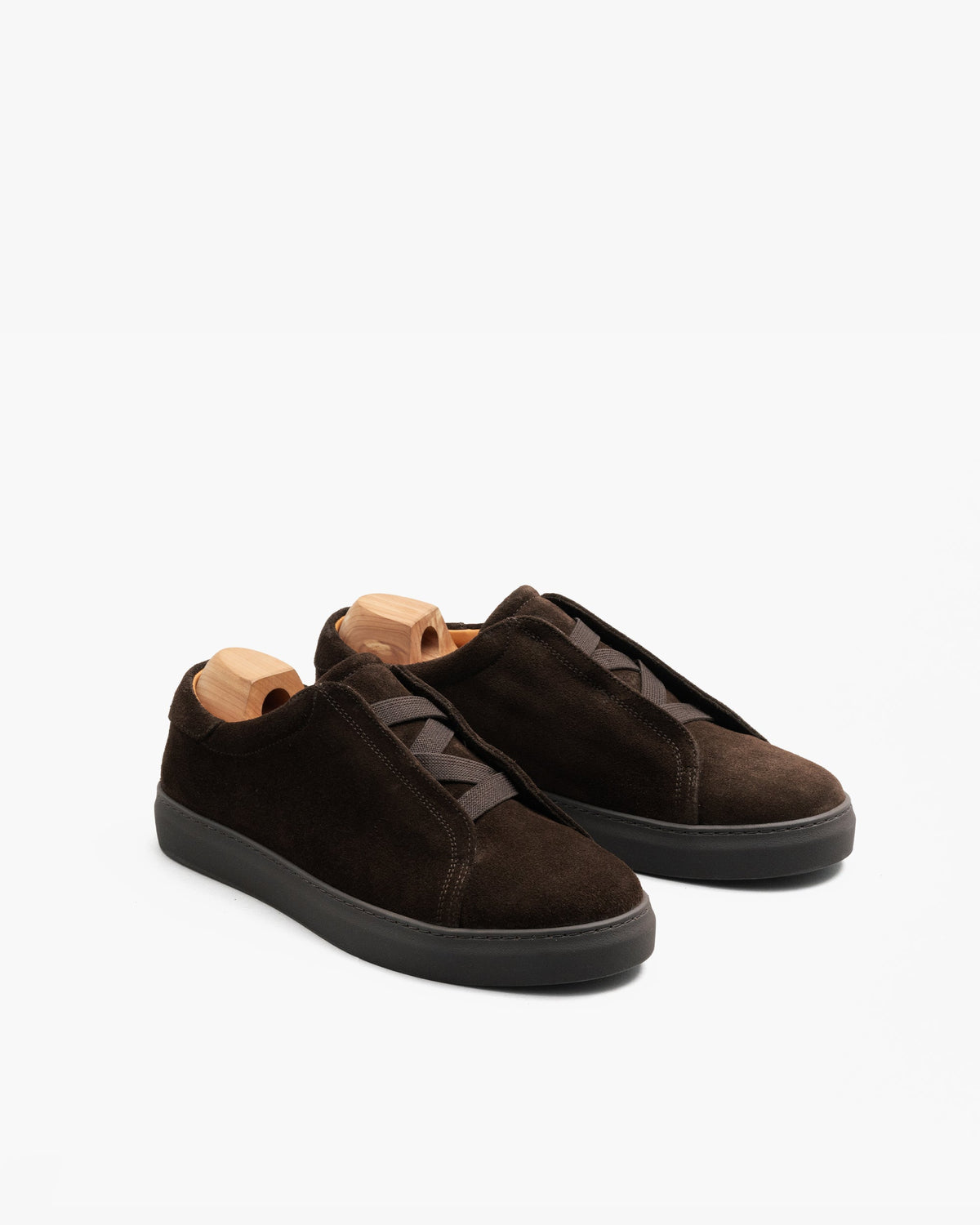 Alnö Monochrome II – Dark Brown Suede