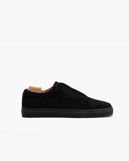 Alnö Monochrome II – Black Suede