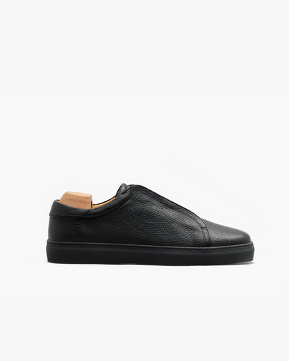 Alnö Monochrome II – Black Natural Grain