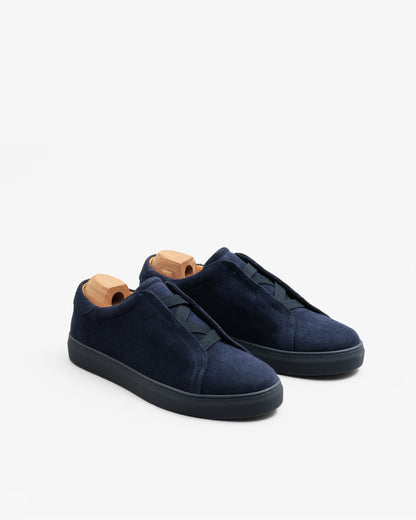 Alnö Monochrome II – Midnight Blue Suede