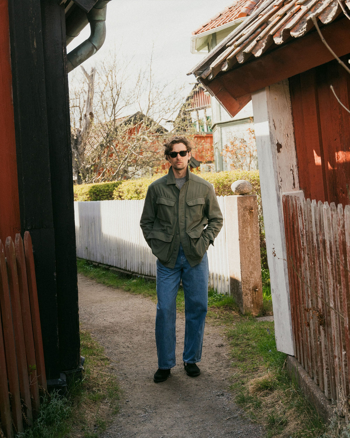 Brännö II – Black Suede