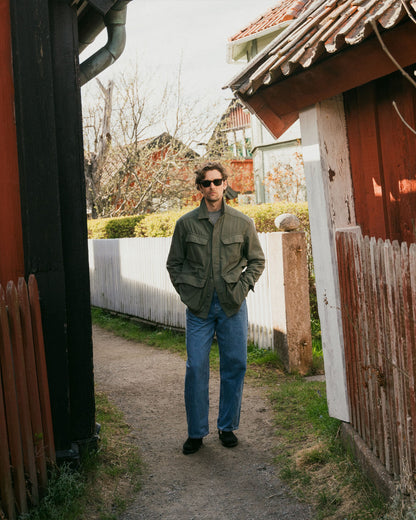 Brännö II – Black Suede