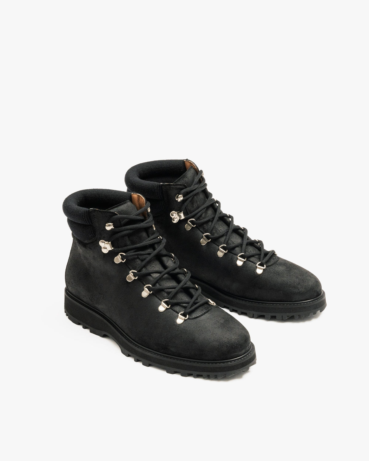 Duved – Black Waxed Suede