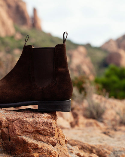 Elfvik – Dark Brown Suede