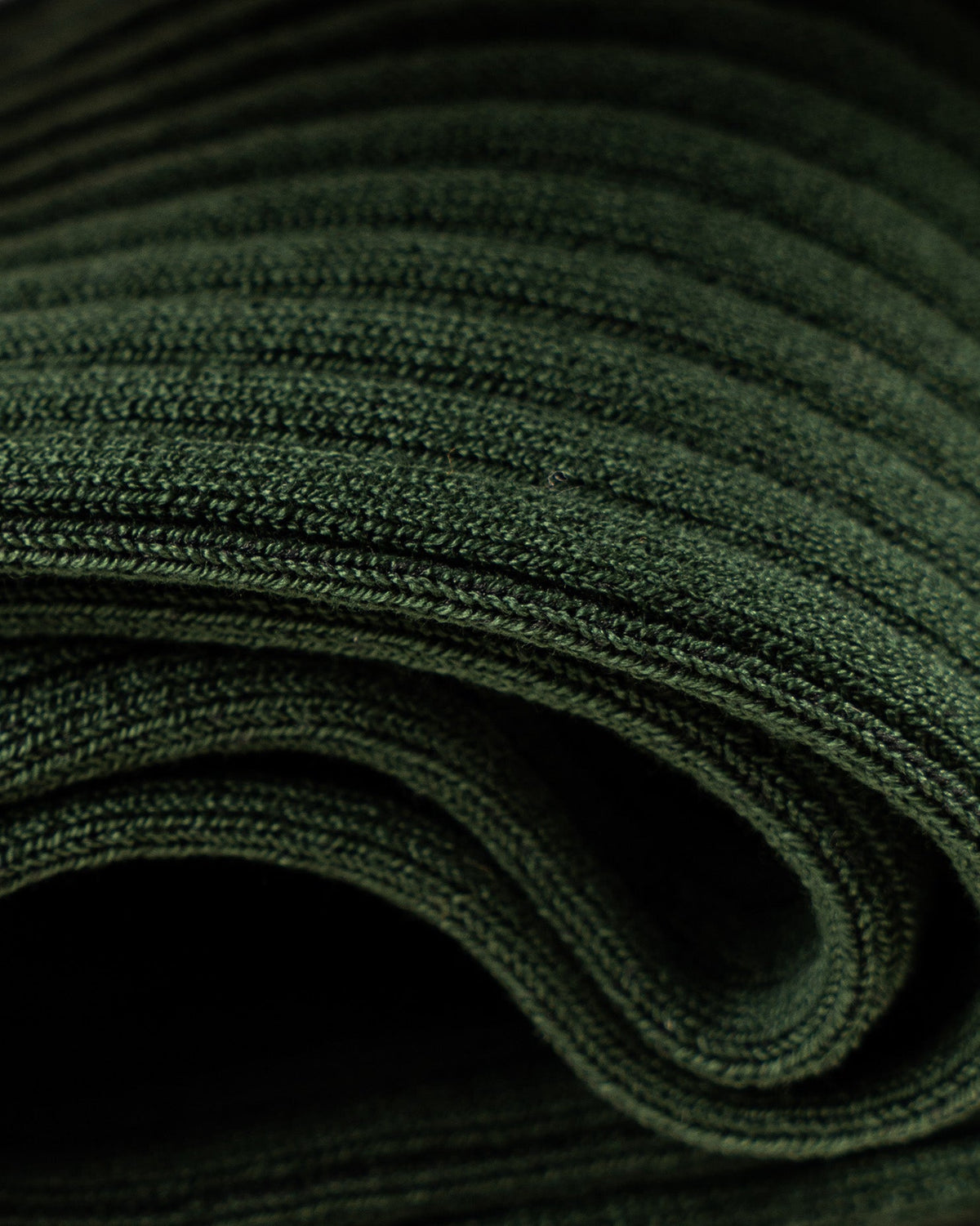 Nils – Knee-High Cotton Socks – Dark Green