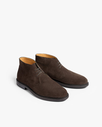 Gyllsjö II – Dark Brown Suede