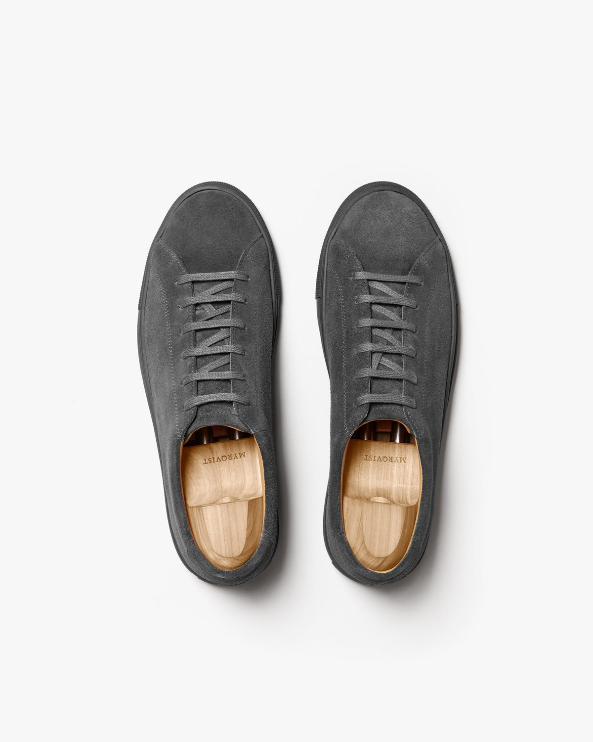 Oaxen Monochrome – Dark Grey Suede