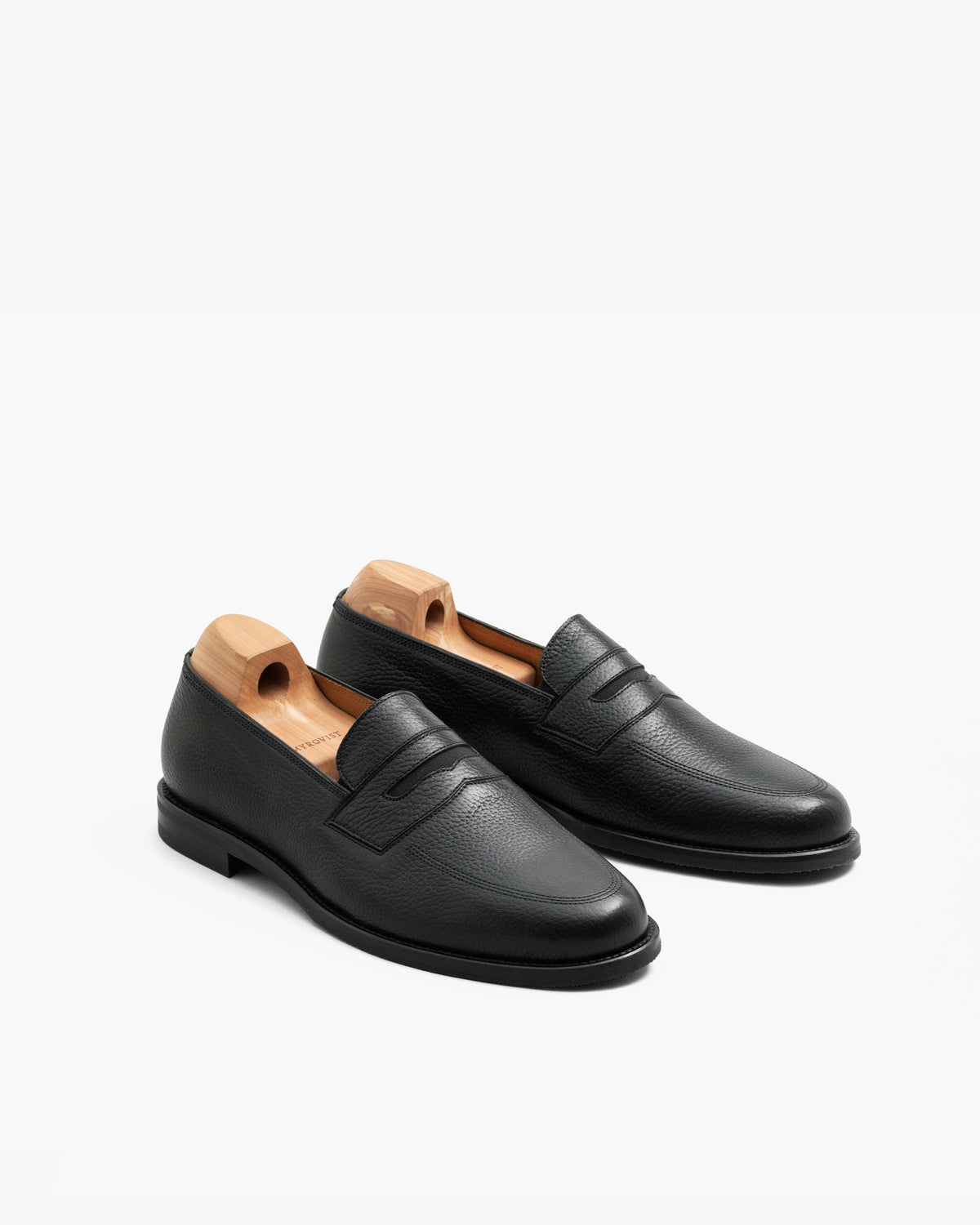 Sigtuna – Black Natural Grain
